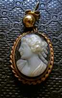 Hand carved Victorian Agate stone circa 1890th. No hallmark/tested 14K Yellow Gold earring.