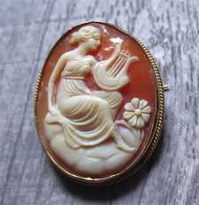 Edwardian carved/signed shell - image of Muse with lire Tested by acid 14K Yellow Gold brooch circa 1910-1925.