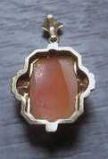 Tiny well hand carved shell girl circa 1910th - 1920th Hallmarked 10K Yellow Gold Edwardian Pendant.