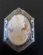 Late Art Deco, Light Carnelian Shell, Best Quality Marked 10K White Gold Filigree Bezel