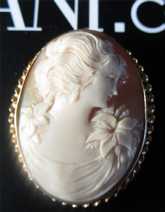 Beautifully carved marked 10K Yellow Gold Art Deco Carnelian Shell Cameo Brooch Circa 1940. Signed by Artist