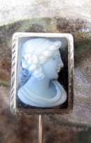 Museum Quality marked 14K Yellow Gold stick pin Black Agate Beauty from 1920th