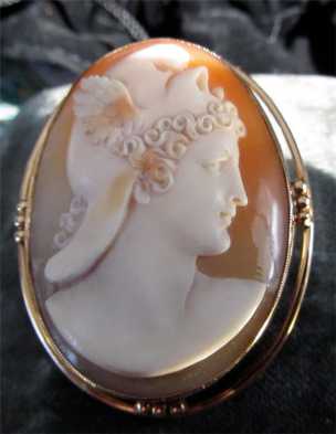 Museum Quality circa 1880 Antique 10K Gold Brooch Mercurous (God of Trades & Negotiations)