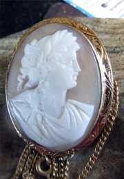 Victorian 10K Yellow Gold (unmarked) Circa 1870 Germany Sardonyx Shell Cameo Brooch/Pendant with gold color chain