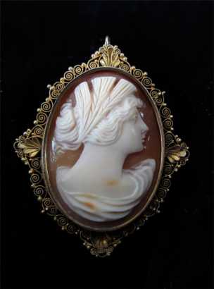 18K Gold Beautiful Brooch&Pendant Artistically Carved Amazingly Hand made Filigree! Circa 1910. Perfect