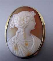 Big Classic Antique marked 14K Yellow Gold Circa 1850 Carved Carnelian Shell Cameo Brooch