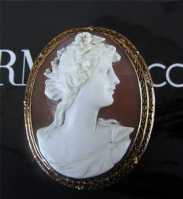 Museum Quality high relief image of woman Antique Sardonyx Cameo Brooch/Pendant marked 10K Gold. Circa 1880