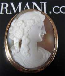 Big Beautiful Sardonyx Shell Cameo Unmarked 14K Yellow Gold Brooch circa 1870