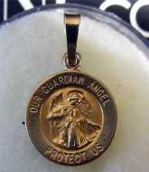 Little Pendant Marked 14K Yellow Gold “Our Guardian Angel - Protect us”. Nice craftsmanship