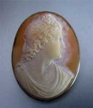 Apollo - Roman God of Beauty Cameo Brooch/Pendant Tested at least 14K Gold. Circa 1870