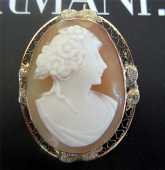 Estate marked/tested 14K Yellow Gold Brooch/Pendant Circa 1915 High relief Carnelian Shell Cameo carved and signed by the Artist