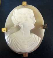 Circa 1830 unmarked 10K Yellow Gold (or more) Pin Carved light Sardonyx Shell.
