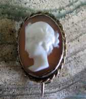 Circa 1875 British 9K Yellow Gold( (tested) Brooch Carved Classic Sardonyx Shell.