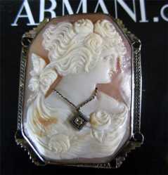Art Deco Superior Quality White Gold solid 14K (marked) Shell Carved Cameo Brooch with Diamond, circa 1925