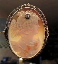 Huge Superior Quality 10K (marked) Gold Brooch hand Carved Shell with Diamond, circa 1935