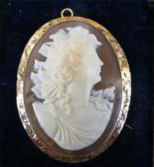 Art Deco Edwardian Big Sardonyx shell carving circa 1930 marked etched 10K Yellow Gold Brooch/Pendant