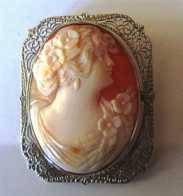 Estate nicely carved & signed by Artist Shell Cameo 14K White Gold Filigree Pin Pendant Circa 1930s