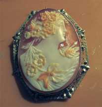 Flora - Roman Goddess, 4 colors Carnelian deep relief shell circa 1935 Marked 14K White Gold Brooch/Pendant, masterly crafted.