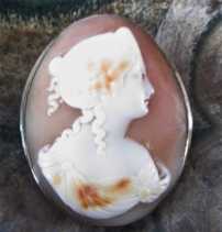 Circa 1840th Antique ladies portrait Carnelian shell unmarked 14K Yellow Gold Cameo Brooch.