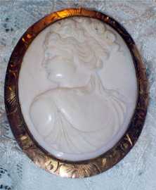 Antique cameo brooch shell 10k Rose Gold cameo pink white stunning 2 inch ,classic circa 1840