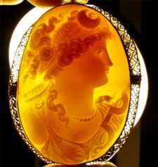 Superior quality Huge carved shell Roman Hunting Goddess Diane marked filigree 14K Yellow Gold Cameo Brooch/Pendant