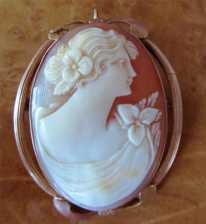Ladies portrait from 1930th - carved Carnelian shell Marked 10K Rose-Yellow Gold Brooch/Pendant.