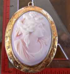 Quality carved Coral or Angel Skin stone Roman style woman’s head Big 1OK Yellow Gold cameo pendant/brooch circa 1910