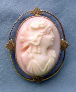 Victorian CAMEO BROOCH 2 Tone 10K High Relief stamped “HALLMARK” EPO