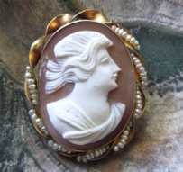 Psyche, Roman goddess - hand carved Carnelian shell circa 1910 Tested 10K Yellow Gold brooch cameo with seed pearls