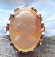 Ring 6, 10K Yellow Gold( (marked) Carved Carnelian Shell Image of young woman circa 1930