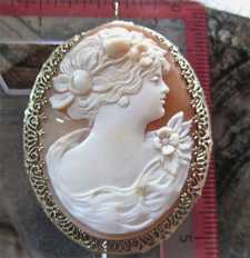 Museum Quality Carnelian shell masterly carved circa 1930 Marked filigree 14K Yellow Gold Brooch/Pendant