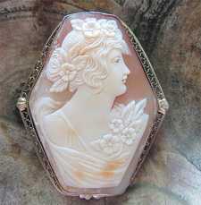 Big masterly carved circa 1920-1930 hexagon Conch shell In the filigree 14K White Gold Brooch/Pendant.