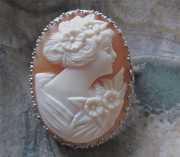 Hallmarked 14K White Gold Filigree Vintage Lady Cameo Shell Pin Brooch