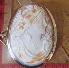 Amazing museum quality shell masterly carved in the 1910th Solid heavy 9k yellow gold art deco brooch/pendant.