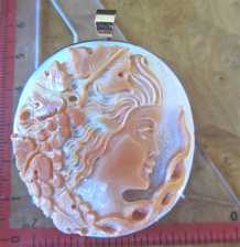 Stunning carved by Giovanni Romano Bacchante multi color shell Marked 14K Yellow Gold brooch/pendant