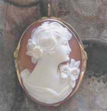 Masterly carved shell - woman’s head Art Nouveau style cameo Marked 10K Yellow Gold Brooch/Pendant