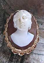 Hand carved E. Roosevelt portrait from 2001 auction Marked 14K Gold circa 1940
