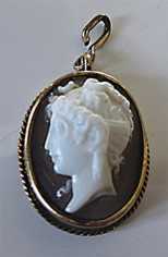 Carved Victorian shell - Goddess of Hunting Diana 9ct Yellow Gold cameo pendant circa 1870