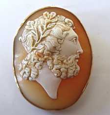 Museum Quality Antique image of Zeus carnelian shell Marked 14K Yellow Gold Pendant/Brooch circa 1885