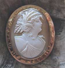 Circa 1890 late Victorian Antique Ceres Goddess shell cameo Big Marked 10K Yellow Gold etched Brooch
