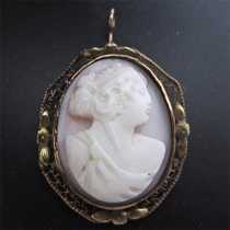 Late Victorian high relief carved Coral stone cameo pendant/brooch Lost marked clasp & pin filigree at least 10K Yellow Gold