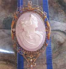 Amazingly filigree Antique white Coral stone circa 1890 - 1910 Marked 14K Yellow Gold Pendant/Brooch with pearls