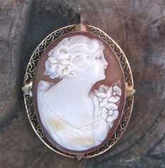 Vintage beauty profile -well hand carved Carnelian shell Marked filigree 14K Yellow Gold Brooch/Pendant circa 1930