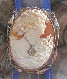 Museum Quality Art Nouveau carved shell portrait, in the necklace with a diamond 14K Gold circa 1920th filigree brooch/pendant