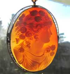 Huge Museum Quality Art Nouveau carved shell circa 1910-1925 Hallmarked 14K Yellow Gold filigree bezel brooch/pendant.