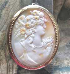 Art Nouveau well carved Flora Goddess shell circa 1915-1935 Big marked 10K Yellow Gold brooch/pendant.