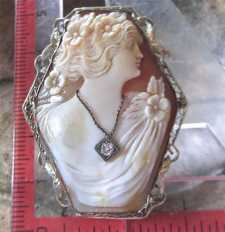 6 angle Great carving shell - The girl in the necklace & diamond Marked 14K White Gold filigree Brooch/Pendant from 1920th.