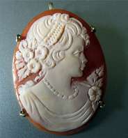 The Best Quality Contemporary Carnelian Shell Italian Beauty Marked Sterling Vermeil Brooch/Pendant. Signed by Artist