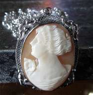 Carnelian shell Filigree Silver Pendent/Brooch with the chain