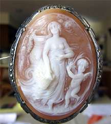 Museum Quality Venus & Cupped signed Sardonyx Shell Marquisette Sterling Silver Brooch/Pendant